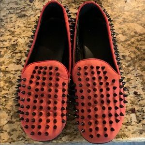 UNIF Hellraiser in red